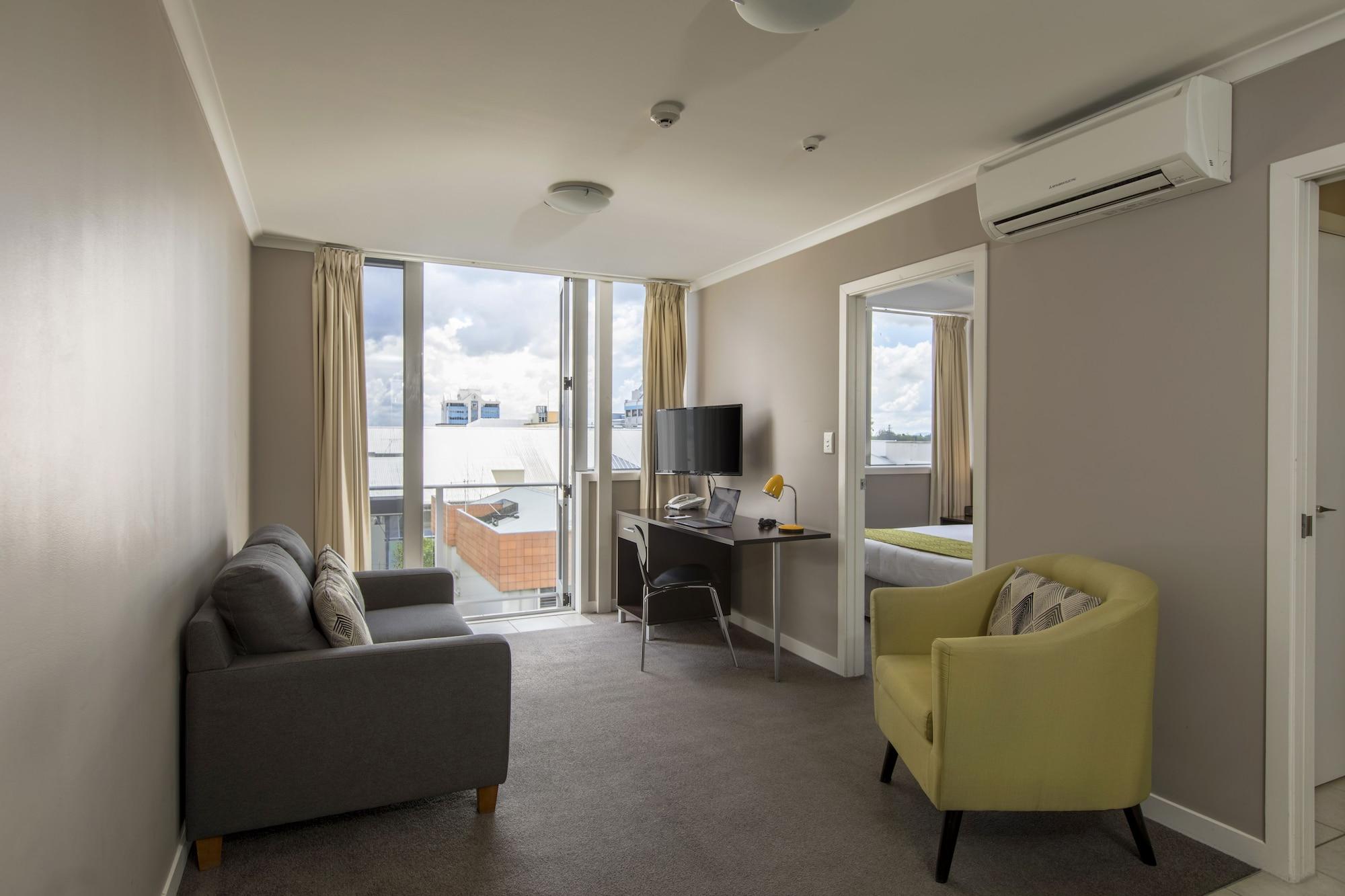 המילטון Quest On Ward Serviced Apartments מראה חיצוני תמונה