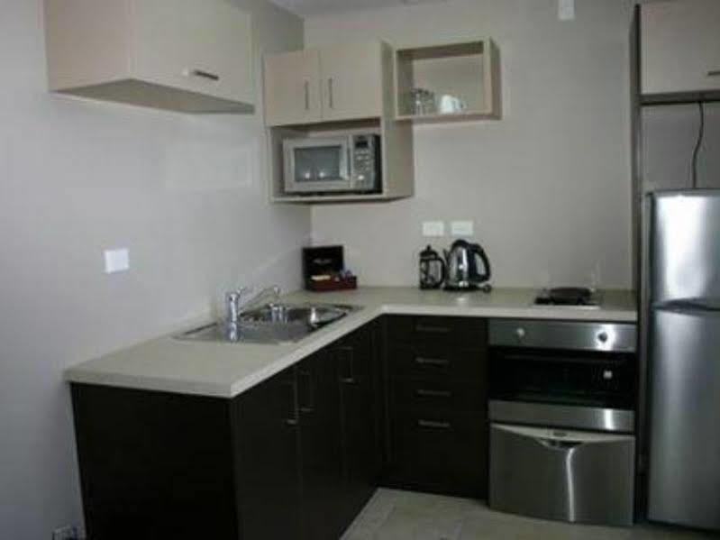 המילטון Quest On Ward Serviced Apartments חדר תמונה