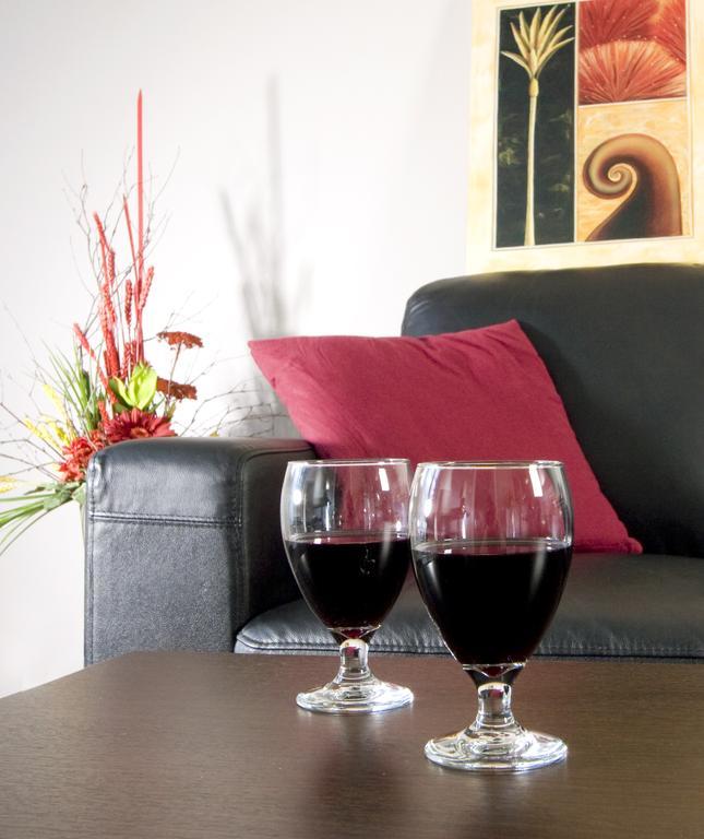 המילטון Quest On Ward Serviced Apartments מראה חיצוני תמונה