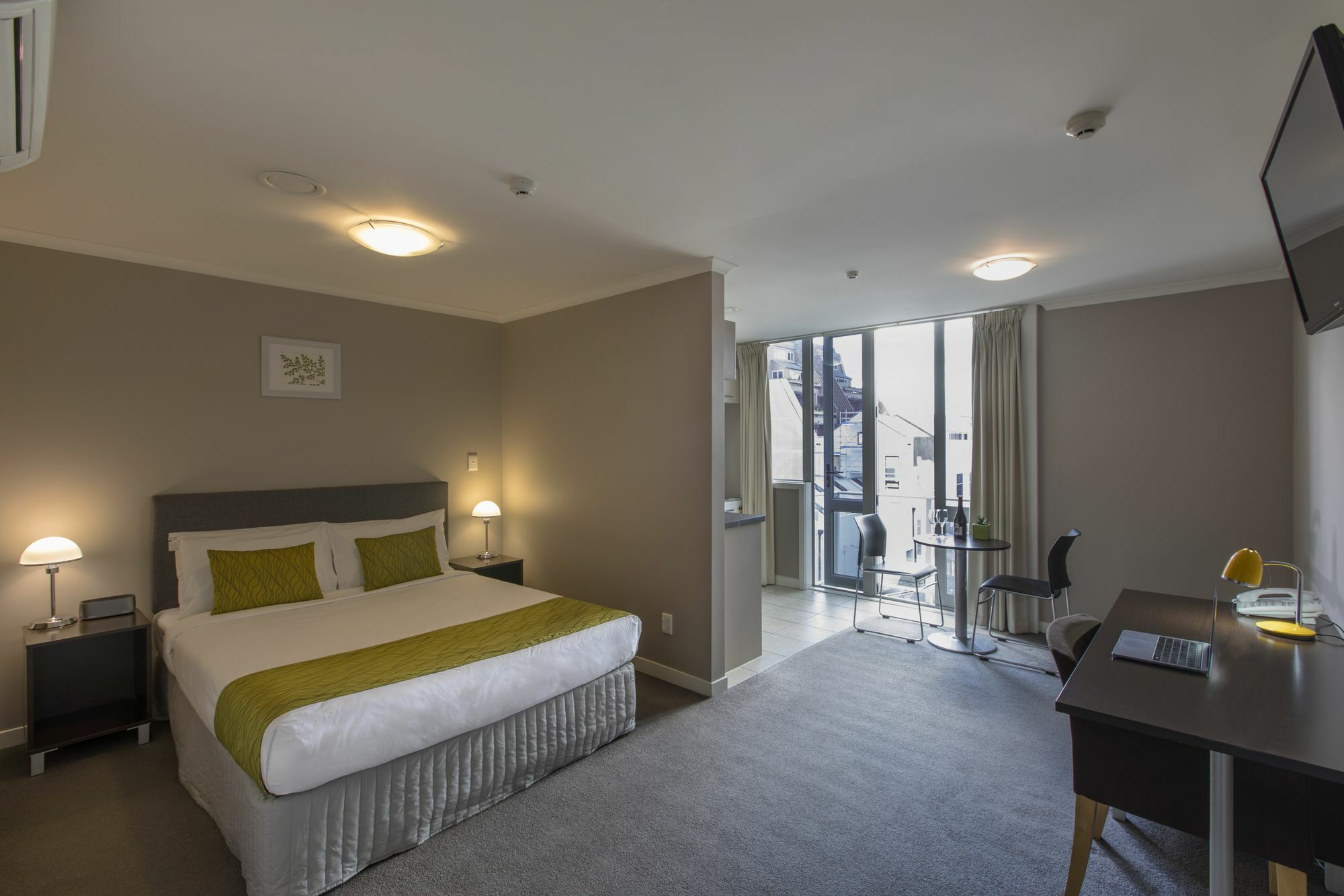 המילטון Quest On Ward Serviced Apartments מראה חיצוני תמונה